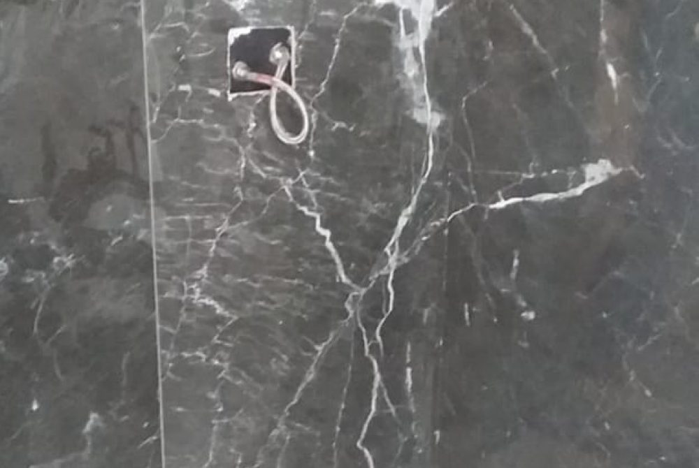 Marble tiling on wall